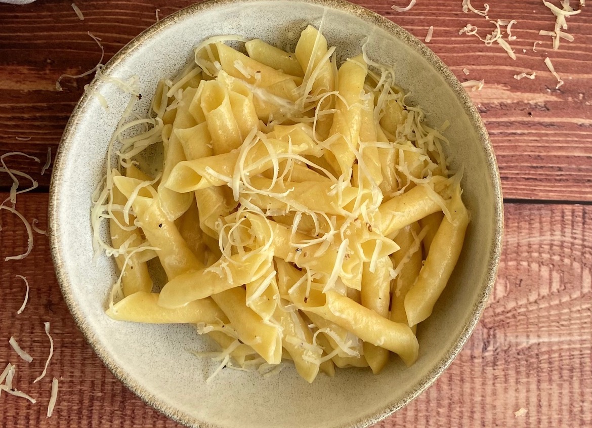 Traditionele fuži met truffelkaas