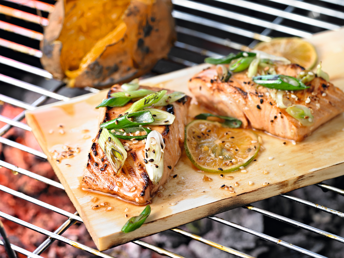 Zo krijg je perfecte zalm op de grill