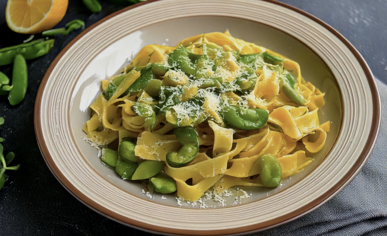 Pasta met tuinbonen, citroen en pecorinokaas